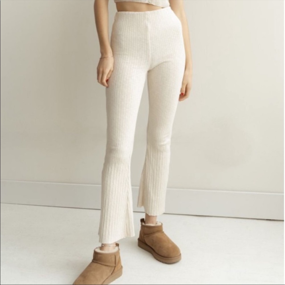 • Urban Outfitters Rosie Ribbed Flare Lounge Pant In Ivory L • - Picture 6 of 12